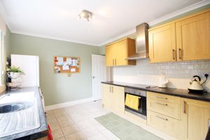 Kitchen- click for photo gallery